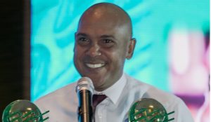 Salvador Batista recibe gran premio de la prensa turística