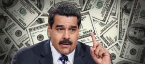 Maduro ordena comenzar a bloquear cuentas venezolanos en el exterior