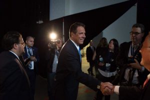 Andrew Cuomo logra reelección como gobernador