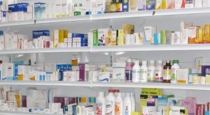 Mil 200 farmacias RD disponibles para garantizar acceso a pruebas