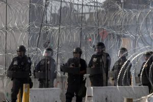 EU defiende cierre puerto fronterizo por motivos de «seguridad pública» EU defiende cierre puerto fronterizo por motivos de «seguridad pública»