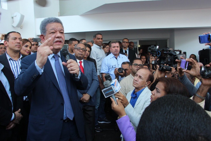 LA VEGA: Leonel expresa “abran paso, abran paso, que vamos pa´l Palacio” imagen