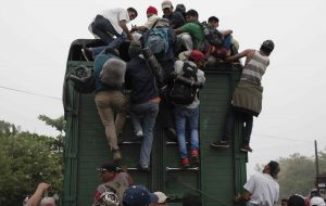 MEXICO: Reportan desaparición de dos autobuses con 80 migrantes