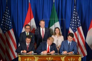 ARGENTINA: Trump, Peña Nieto y Trudeau firman pacto comercial T-MEC ARGENTINA: Trump, Peña Nieto y Trudeau firman pacto comercial T-MEC