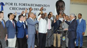 PRD dice incorporó a cientos de dirigentes del PRM de siete municipios