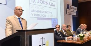 Presidente del TC dice administración pública está subordinada a Constitución