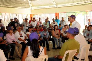 SANTIAGO: Montás inicia operativos casa por casa buscando apoyo