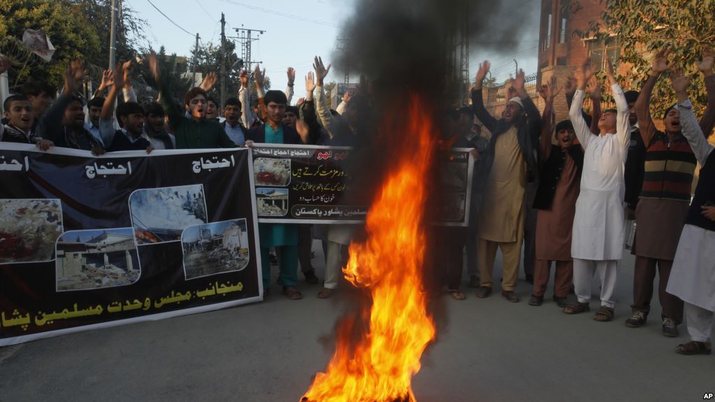 EE.UU. condena atentados en Pakistán que dejan más de 35 muertos imagen