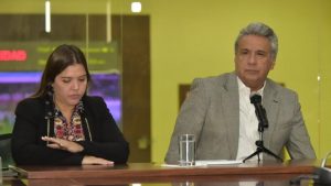 ECUADOR: Vicepresidenta renuncia en medio de investigación por cobros indebidos