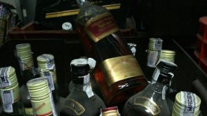 Decomisan 1,150 galones alcohol etílico utilizarían fabricar bebidas ilegales