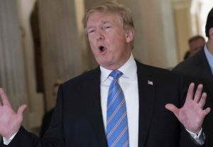 Trump asegura que el muro tendrá «diseño artístico» y será «bonito»