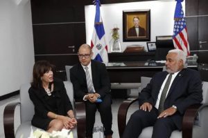 Empresarios EU interesados en invertir US$1,000 MM en la R. Dominicana