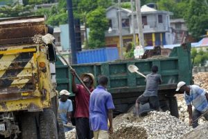 Comunidad haitiana destaca su «aporte» a la economía de la RD