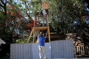 HONDURAS: Donald Trump será «quemado» por rechazo a caravana de inmigrantes