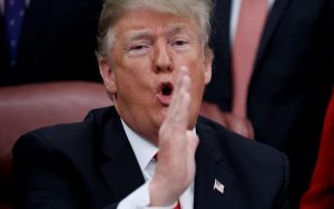 Trump culpa demócratas de muertes dos niños detenidos en la frontera