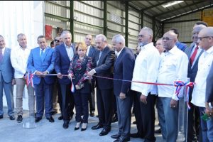 SAN JUAN: El Presidente Medina inaugura conjunto de obras SAN JUAN: El Presidente Medina inaugura conjunto de obras