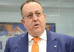 Ministro aboga por reformas para ampliar inversión pública