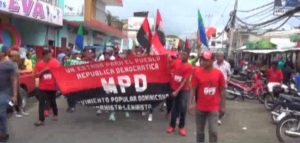 Movimiento Popular Dominicano condena agresión a escritora durante marcha Movimiento Popular Dominicano condena agresión a escritora durante marcha