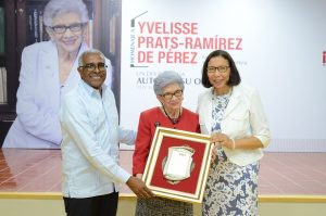INTEC reconoce a Yvelisse Prats-Ramírez de Pérez