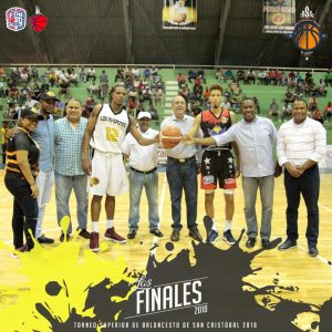 Pueblo Nuevo a un juego para corona basket superior de SC