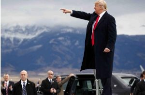 Trump y demócratas se echan culpa mutuamente por cierre de Gobierno