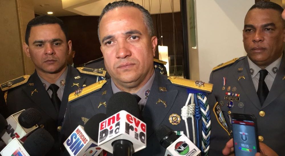 Director PolicÃa dice venta de alcohol sin horario dificulta labor agentes