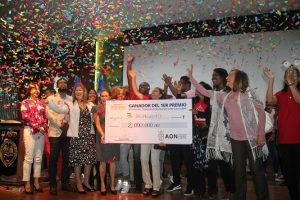 Alcaldía del DN premia ganadores “Emprendiendo la Navidad”