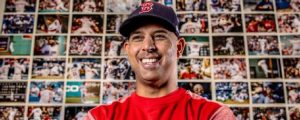 Alex Cora y Boston Red Sox encabezan año con números rojos en MLB