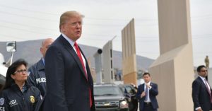 Trump: Necesitamos urgentemente seguridad y un muro en la frontera