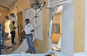 Escuelas afectadas por explosión retomarán clases lunes y miércoles