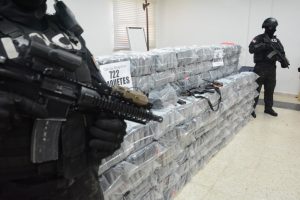 HIGUEY: Detienen a implicado en 761 kilos de cocaína decomisados