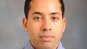 Policía investiga muerte de un bombero