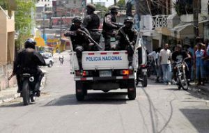 SANTIAGO: Policía Nacional interviene barrios y sectores en el Cibao Central