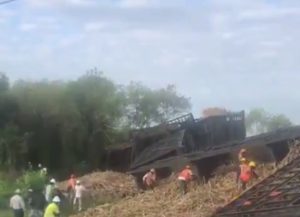 LA ROMANA: Dos muertos y tres heridos deja descarrilamiento tren de caña