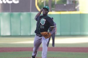 Estrellas ganan serie regular; Toros clasifican y Aguilas vencen Gigantes