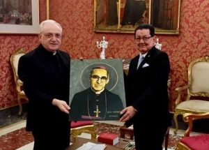 ROMA: Pintura de artista dominicano llega a la Santa Sede