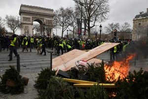 Francia pide a Trump que no se meta en protestas de ‘chalecos amarillos’