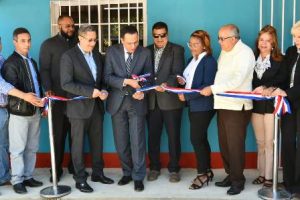 El Rio de Constanza recibe farmacia del pueblo 534 El Rio de Constanza recibe farmacia del pueblo 534