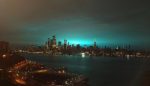Arco 138.000 voltios causó cielo NY se tiñera de azul