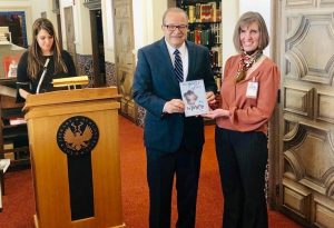 WASHINGTON: Embajador RD publica novela en la biblioteca del Congreso EU