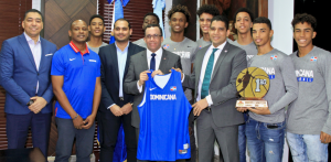 Ministro Educación valora dedicatoria torneo nacional basket