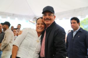 HIGÜEY: Presidente anuncia ayuda para productores tocino y longaniza