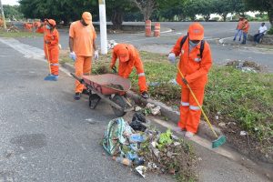 Brigadas acondicionan entorno del Faro a Colón