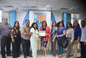 SDE: Entregan certificados ganadores concurso «Decora tu Parque en Navidad» SDE: Entregan certificados ganadores concurso «Decora tu Parque en Navidad»