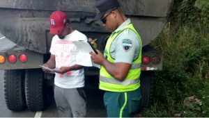 La Digesett fiscaliza 269 vehículos de carga por violar nueva resolución La Digesett fiscaliza 269 vehículos de carga por violar nueva resolución