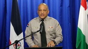 Cancelan a oficiales que abandonaron a coronel Ramos tras caer herido en Baní Cancelan a oficiales que abandonaron a coronel Ramos tras caer herido en Baní