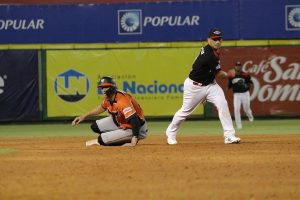 Leones vencen a los Toros; Estrellas derrotan Licey