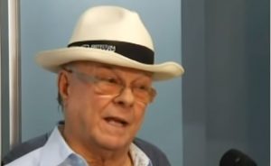 Hipólito da una «calificación de dos» al desempeño de justicia de R. Dominicana