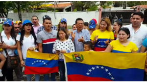 Venezolanos se manifiestan en Santo Domingo contra el Gobierno de Maduro