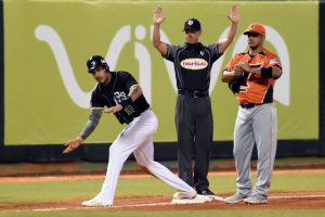 Estrellas Orientales se colocan a un triunfo corona beisbol de la RD